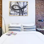83-3Fw Ues Central Park Newly Furnished Xl Studio