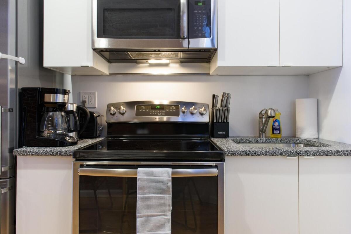 Apartment 83-3fw Ues Park Newly Furnished Xl New York