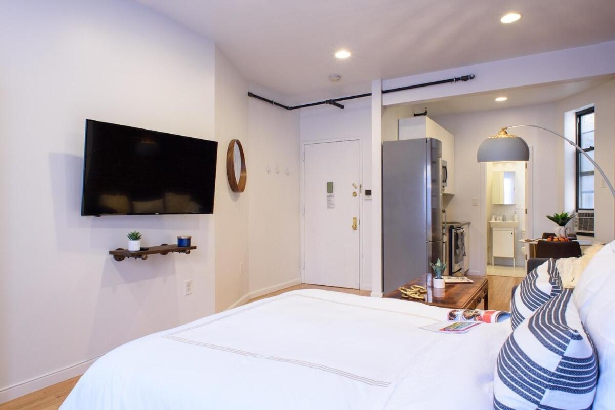 Apartment 83-3fw Ues Park Newly Furnished Xl *